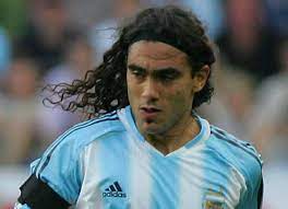 Browse 759 juan pablo sorín stock photos and images available, or start a new search to explore more stock photos and images. Juan Pablo Sorin Talks About Argentina Leeds Coach Marcelo Bielsa 2002 World Cup Mundo Albiceleste