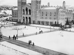 Ucla S Royce Hall 1932 In The Snow Yes That S Right In The Snow Vintage Los Angeles Los Angeles Area West Los Angeles