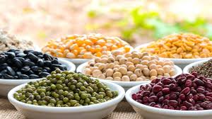 It's crucial to find legumes that are not in syrups, sauces, or marinades, though, as these increase the glycemic index. Foods That Can Help Control Blood Sugar In Diabetic Diet Everyday Health