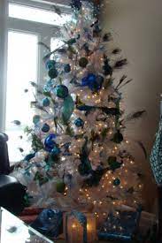 Schnell & einfach preise vergleichen für christmas decorations von geprüften onlineshops! Pin By Noni Bernal On Holidays Peacock Christmas Tree Peacock Christmas Holiday Christmas Tree
