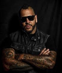 Pin By Maggie On Tommy Vext Tommy Man Beast Bad Wolf