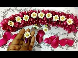 Version 2 Petals With Jasmine Jadai Venni Making Youtube Flower Garland Wedding Wedding Flower Jewelry Fresh Flower Jewelry