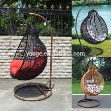 Badan ayunan besi retro dibuat dari bahan dasar besi yang dililit dengan menggunakan benang rajut tebal hingga menutupi hampir semua sisi. Tempat Tidur Gantung Taman Ayunan Besi Ukuran Dewasa Kursi Telur Modern Buy Taman Besi Ayunan Ukuran Dewasa Telur Kursi Modern Tempat Tidur Gantung Product On Alibaba Com