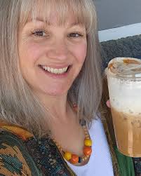 What a beautiful Saturday! We open at 9am for breakfast. We also have Hi Fi  Stereotypes playing