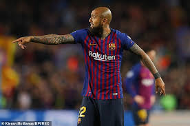 Arturo vidal goal vs real madrid 2. Barcelona Set To Offer Arturo Vidal Contract Extension Until 2022 Daily Mail Online