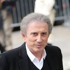 Michel drucker s'est confié dans les colonnes de paris match ce mardi 20 avril. Michel Drucker Opere Un Proche Donne Des Nouvelles Sur Son Etat De Sante Femme Actuelle Le Mag