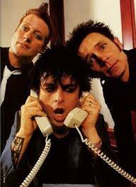 Life Before Cell Phones And Wifi And Quite Possibly Touch Tone If You Get That Last One Cheers To Ya Green Day Green Day Band Billie Joe Armstrong