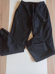 Šušťákové nohavice nike, nike,s - 4 € od predávajúcej ninahl | Bazár -  Modrý koník