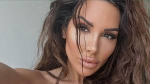 Laura Lempika et Nikola Lozina réconciliés Elle fait une grosse  misesexiezpix Web Porn
