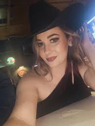 Wow, I can believe it's been 3 years since my last post‼️ Here are some  updated photos from the last couple of months! How has everyone been?!