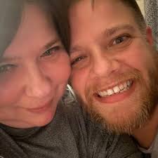 The Queen of Hearts 👸💕 (@busdrivergirl2021)