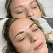 A new soft powder creation! 🥰 My client all ready had great bone structure  and a good amount of brow hair but by adding the soft powder behind it will  give her