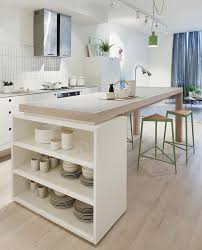 Comment Et Ou Poser Un Ilot Central Ikea En Bois Clair Scandinavian Kitchen Kitchen Design Kitchen Island Design