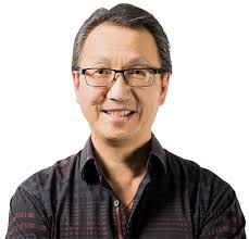 Alan Gee's Instagram, Twitter & Facebook