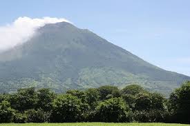 San miguel es un departamento fundado en 1824 ubicado en la zona oriental de el salvador. Hd Wallpaper Volcan Chaparrastique San Miguel El Salvador Central America Wallpaper Flare