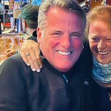 A few good traps today!! Stone crab coming up!!! 🦀