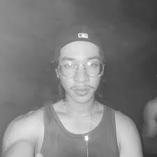 ?media_id=100005631880321