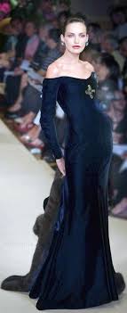 Hedi slimane lascia la maison yves saint laurent! Abiti Da Cerimonia Yves Saint Laurent Abiti Da Cerimonia Yves Saint Laurent Materasso Letto Singolo Materassi Lattice Milano Poltrona Letto Fiori Gialli Varieta Cuscini Arredo Divano Letto 1 Piazza Lampadario Camera Da Letto Copripiumino