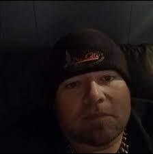 coworkers arriving early to work habits