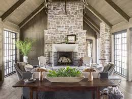A country living room can be incorporated in an urban setting with personalised furniture and interior decoration elements to yield a perfect ambience of bliss and rejoice. 41 Cozy Living Rooms Cozy Living Room Furniture And Decor Ideas