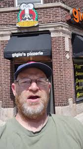 How do you sign pizzeria? Is it same as pizza?