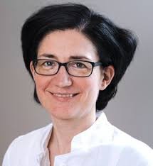 Ärzte und Stationsleitung