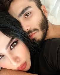 سارا و نیکا؛ از رسوایی استخر تا رابطه پنهانی با تتلو و مهراد جم! +عکس