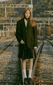 Với những người thích ngắm ảnh profile của idol thì quả là một phúc lợi lớn khi được chiêm ngưỡng sự xinh đẹp của yoona hay jisoo với loạt ảnh toát lên đầy khí chất này. Gfriend Members Profile Gfriend Ideal Type And 10 Facts You Should Know About Gfriend