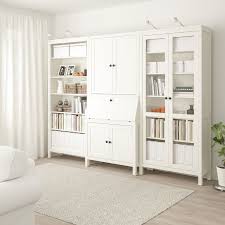 Suchen hemnes schreibtisch von ikea in weiß bitte nur in gutem zustand im umkreis von 100 km um. Hemnes Sekretar Mit Aufsatz Und Regal Weiss Las Glas Ikea Osterreich Regal Weiss Glasschrankturen Hemnes Sekretar