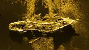 MH370 search team finds second shipwreck - BBC News