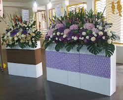 An unexpected death normally means unexpected financial burden and out of town relatives gathering. Expressing Sympathy To The Family Of The Decease In Singapore 24hrs City Florist