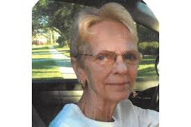 Mae Davis Obituary (1945