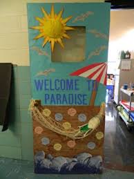 Neutral light paint colors for walls and warm floor decorating color palette create breezy and visually more spacious rooms in hawaiian decor style. 25 Beach Classroom Theme Ideas Ocean Theme Classroom Door Decorations Classroom Beach Theme Classroom