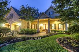 26 N Seasons Trace The Woodlands Tx For More Information Call 281 799 3927 Kennedyteam Www Kennedyteam Net Open House House House Styles
