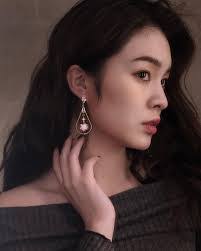 Ella Lam's Instagram, Twitter & Facebook