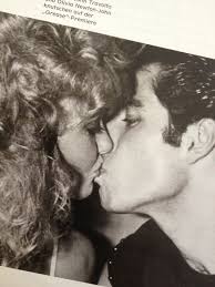 Olivia Newton John And John Travolta To Kiss At The Grease Premiere Party Grease Movie John Travolta Grease Is The Word