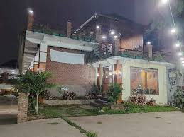 Rumah Makan Curug Sampireun Batununggal Bandung Traveloka Eats Kampung sampireun resort & spa. rumah makan curug sampireun