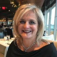 Michele Baumgardner's Instagram, Twitter & Facebook