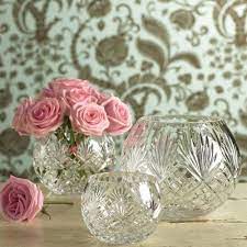 Pin By Alicia Dumois On Stylish House Flower Centerpieces Wedding Waterford Crystal Display Crystal Bowls