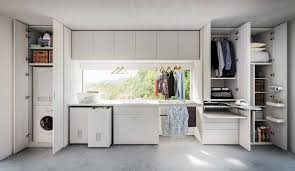 Domus Arredi Lissone Attrezza Bagni Corridoi Ripostigli Sottoscala Trasformandoli In Comodi E Utili Ango Arredamento Lavanderia Arredamento Ingresso Moderno