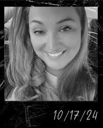 Kristen Castle's Instagram, Twitter & Facebook