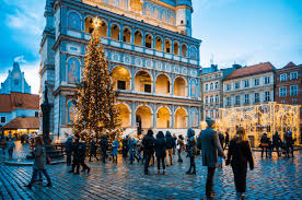 Just asking cause the last time i tried (yes i removed bf files and some of the christmas files.) i went onto week 5 and then the game closed. Best Christmas Markets In Europe 2021 Europe S Best Destinations