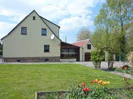 Sie wollen ein haus in zwickau erwerben und sie möchten sich vorab informieren? Haus Zum Verkauf 08066 Zwickau Mapio Net