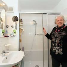 So läuft die montage ab. Wohnen Im Alter Wer Zahlt Den Umbau Wohnen