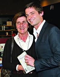 Pedro granger was born on june 8, 1979 in lisbon, portugal as pedro maria guerra tavares granger rodrigues. Pedro Granger Nada Me Foi Dado De Bandeja A Ferver Vidas