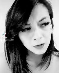 Audrey Crowe's Instagram, Twitter & Facebook