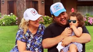 Showmatch volvió a bajar, pero barassi le dio un respiro a eltrece. Dario Barassi Compartio Una Foto Con Su Hija Y Lanzo Una Reflexion Sobre La Paternidad No Hay Un Amor Asi Eltrece