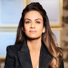 Adar poonawalla's parents, cyrus poonawalla and villoo poonawalla. Poonawalla Aviation Hire Private Jet Aircraft Charter