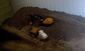 And as his latest video above shows. 14 Years In Man Still Digging Basement With Tiny Rc Construction Machinery Autoevolution
