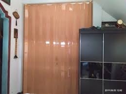 Selain memiliki fungsi sebagai lemari untuk menaruh sekat ruangan seperti ni juga bisa membuat ruangan terlihat lebih luas dan terbuka. Alasan Pintu Lipat Pvc Cocok Sebagai Alat Partisi Ruangan